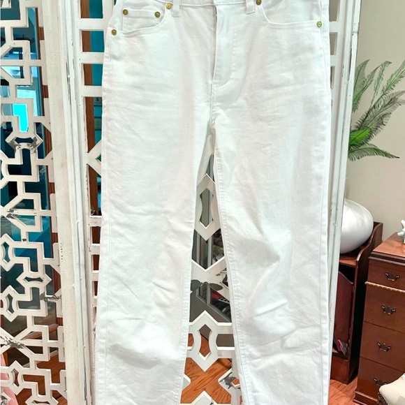 Oat New York white ankle jeans with gold seashell button worn twice - Picture 1 of 6